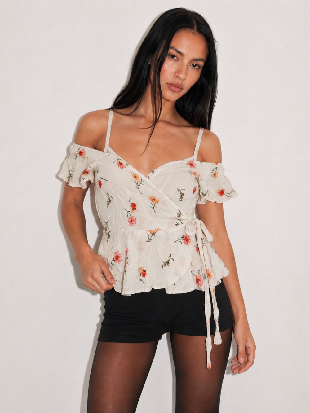 One Clothing Women’s Floral Off Shoulder Wrap Top Rayon Size S Boho Peplum